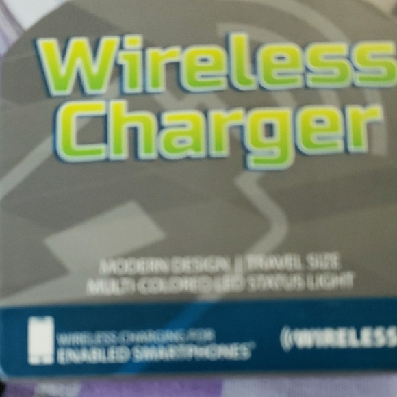 Wireless Charger - White - Picture 6 of 8